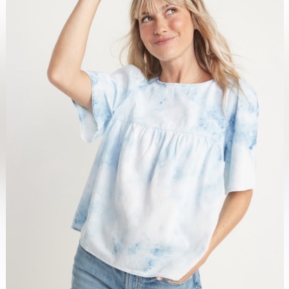 Old navy tie dye denim blouse